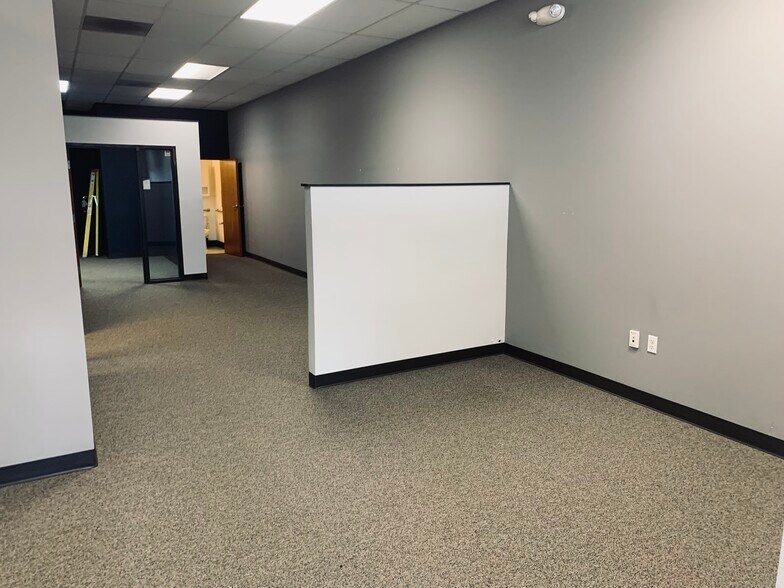 More Photos Of 15500 SE Mill Plain Blvd, Vancouver Unknown For Lease