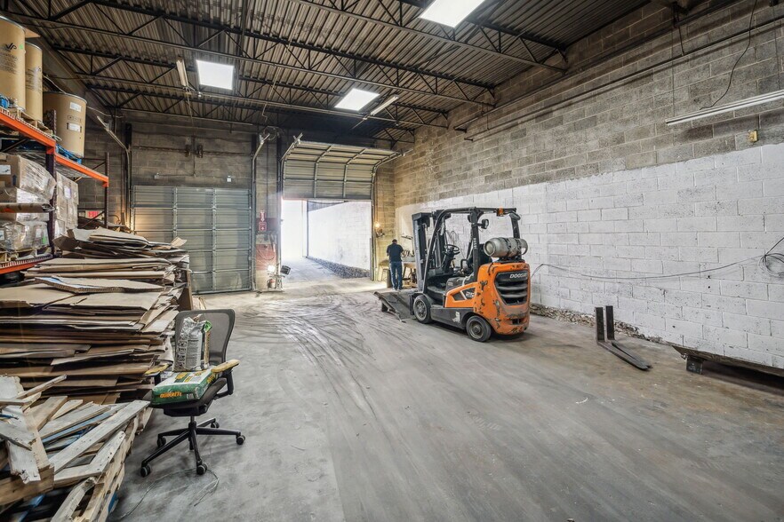 More Photos Of 2901 N 18th St, Philadelphia Warehouse For Sale