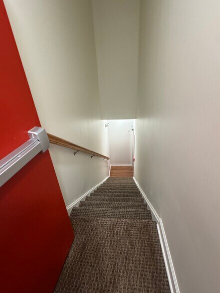 More Photos Of 719 E 10th St, Wilmington Office For Sale