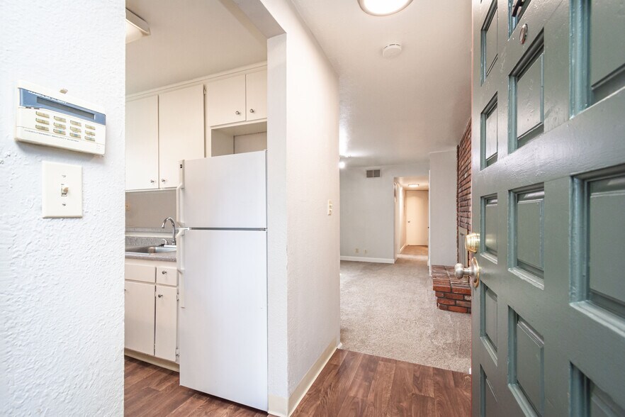 More Photos Of 815 18th St, Sacramento Apartments For Sale