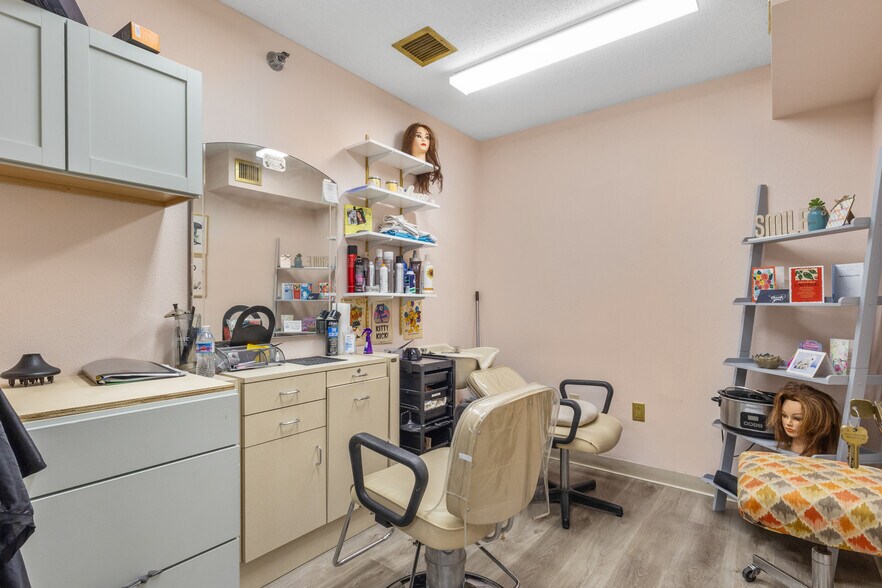 More Photos Of 2365 Tech Dr, Bettendorf Apartments For Sale