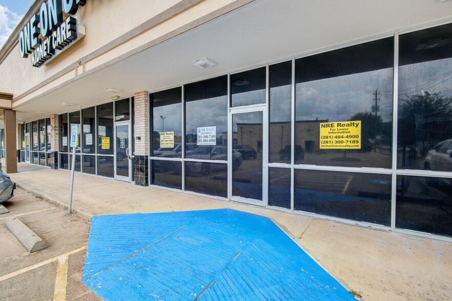 More Photos Of 4300-4302 Fairmont Pky, Pasadena Unknown For Lease