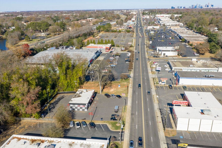 More Photos Of 6324 South Blvd, Charlotte Auto Repair For Sale