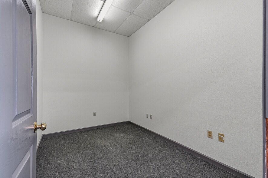 More Photos Of 3615 Stadium Blvd, Jonesboro Freestanding For Lease