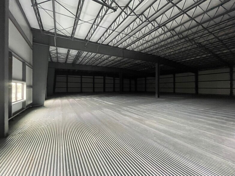 More Photos Of 51 R W Moore Ave, Orange Manufacturing For Sale