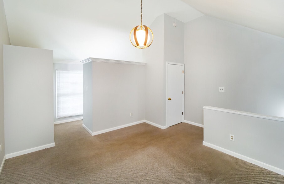 More Photos Of 1410 N Weinbach Ave, Evansville Apartments For Sale