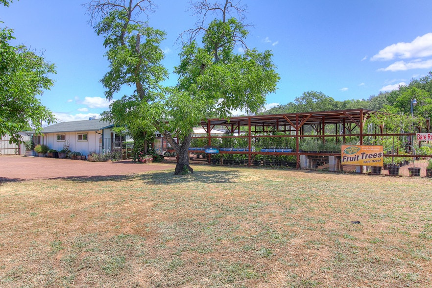More Photos Of 3360 Old Highway 53, Clearlake Garden Center For Sale