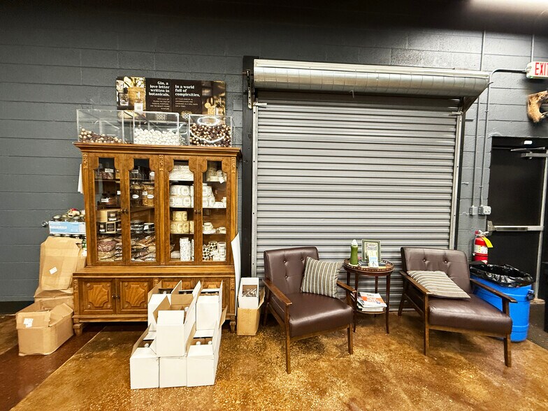 More Photos Of 314 Smith Ave, Thomasville Restaurant For Sale