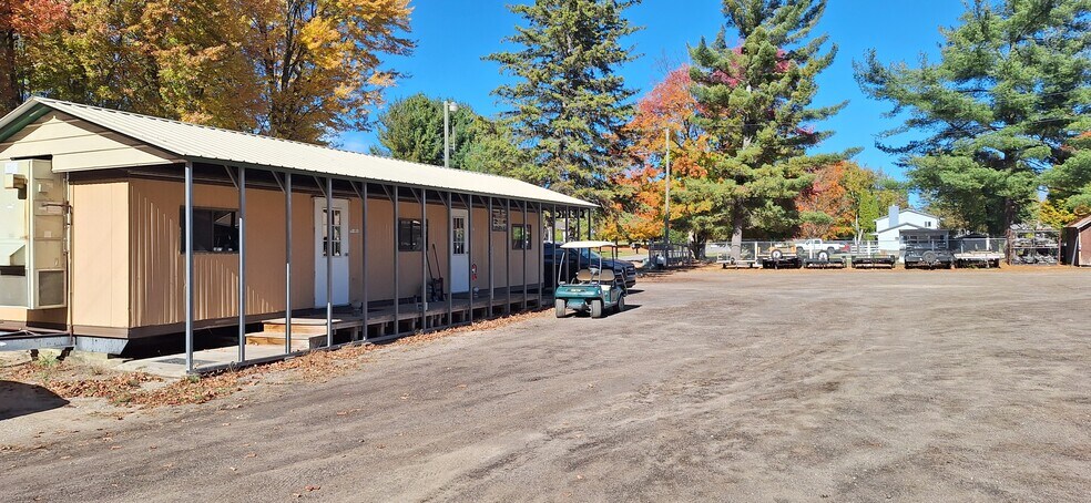 More Photos Of 1893 Pine Tree, Grawn Industrial For Sale