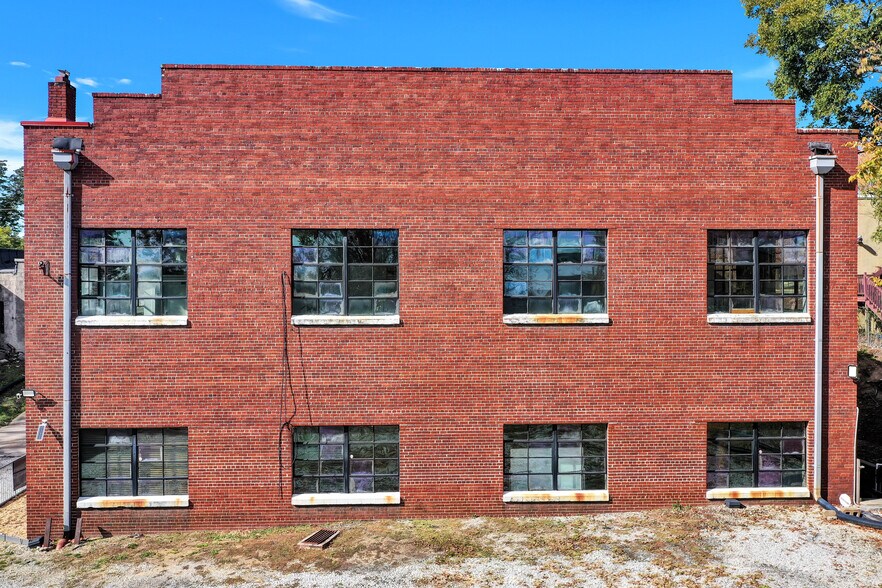 More Photos Of 12461 Veterans Memorial Hwy, Douglasville Loft Creative Space For Lease