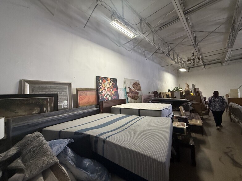 More Photos Of 2698 S Orange Blossom Trl, Orlando Warehouse For Sale