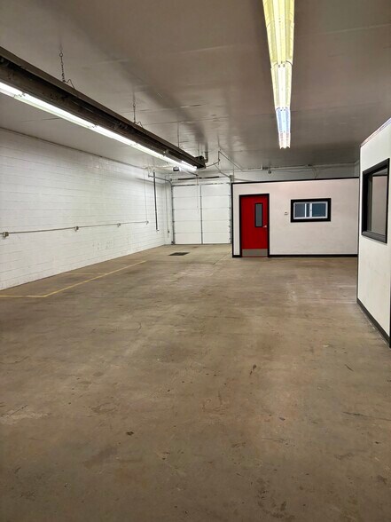 More Photos Of 745 E Highland St, Allentown Warehouse For Lease