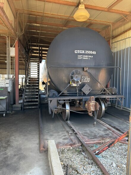 More Photos Of 1601 Highway 49B, Paragould Warehouse For Lease