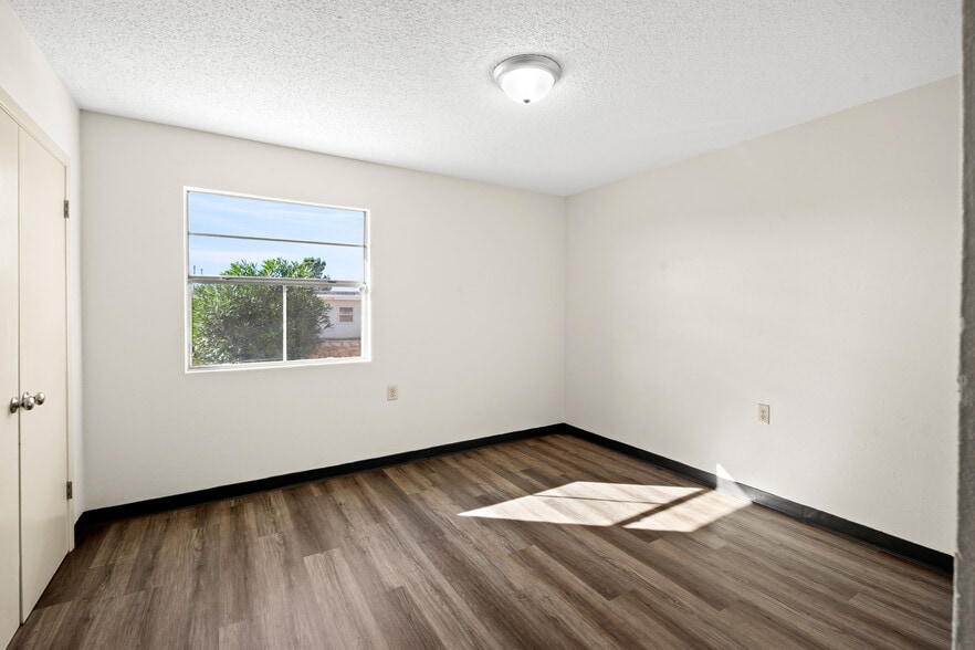 More Photos Of 5314 Blanco Ave, El Paso Office Residential For Sale