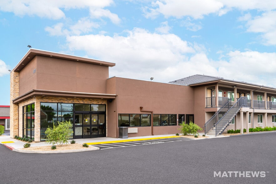 More Photos Of 1525 McHenry Ave, Modesto Hotel For Sale
