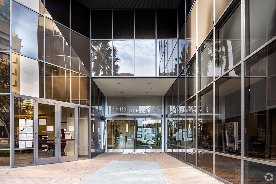 More Photos Of 99 Almaden Blvd, San Jose Coworking Space