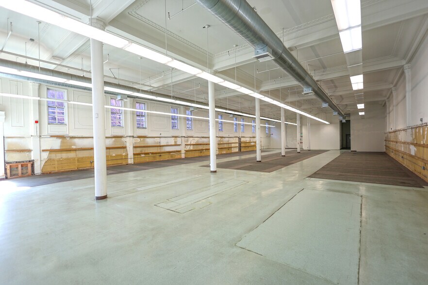 More Photos Of 2087 Addison St, Berkeley Unknown For Lease