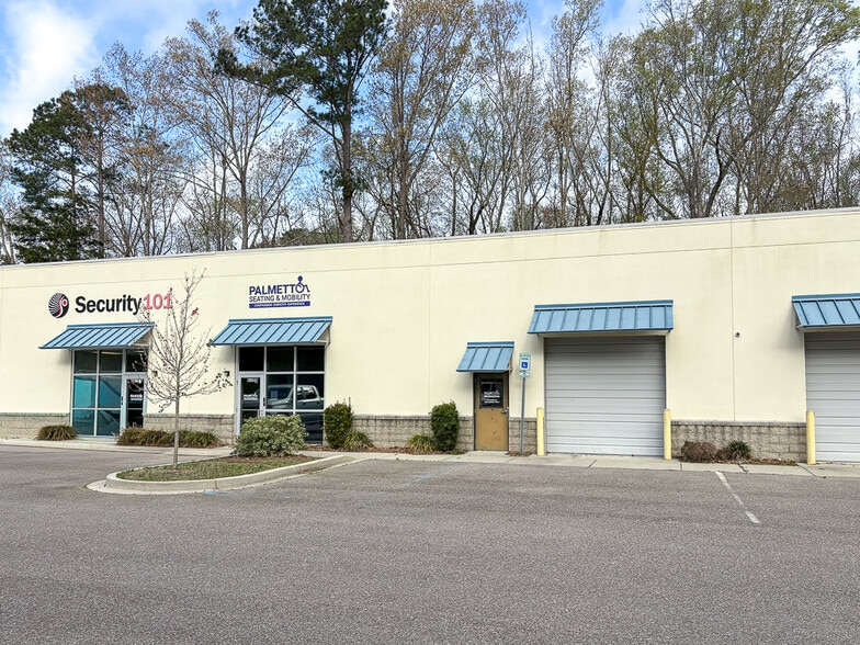 More Photos Of 9481 Industrial Center Dr, Ladson Flex For Lease