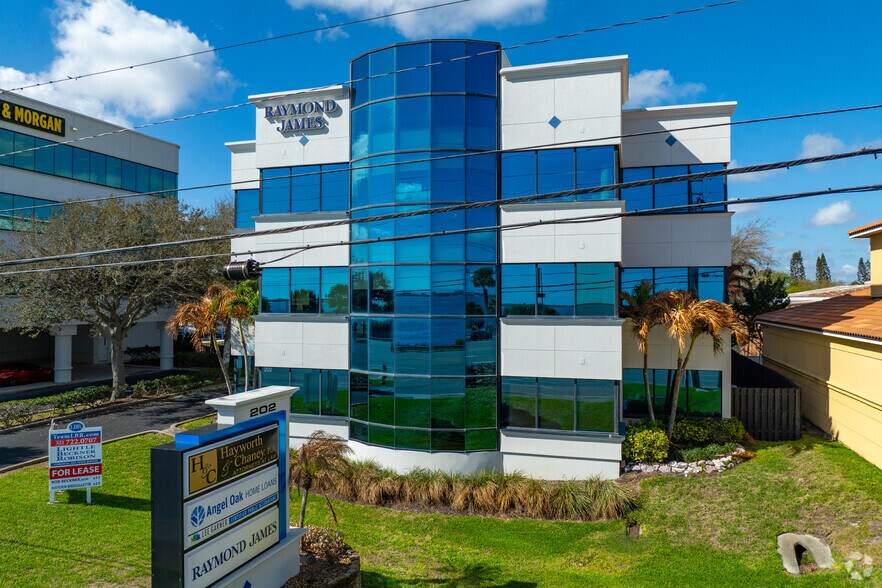 More Photos Of 202 N Harbor City Blvd, Melbourne Office For Lease