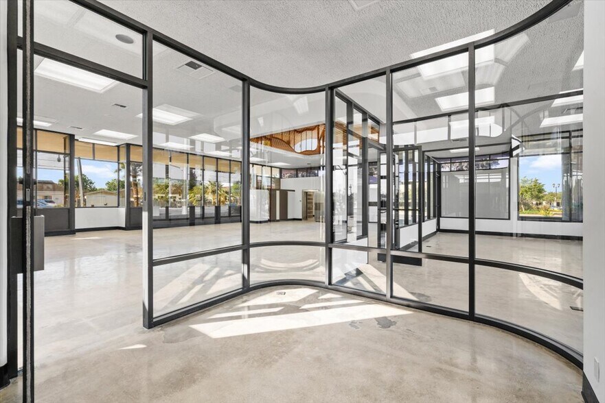 More Photos Of 402 E Main St, Santa Maria Medical For Sale