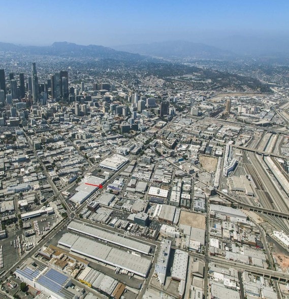 More Photos Of 540 S Alameda St, Los Angeles Land For Lease