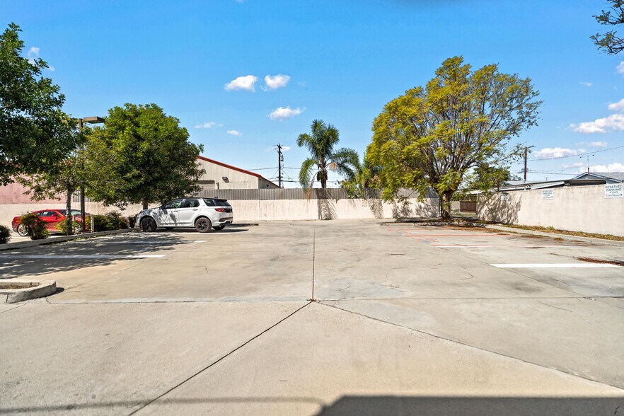 More Photos Of 8811 Garvey Ave, Rosemead Office For Lease