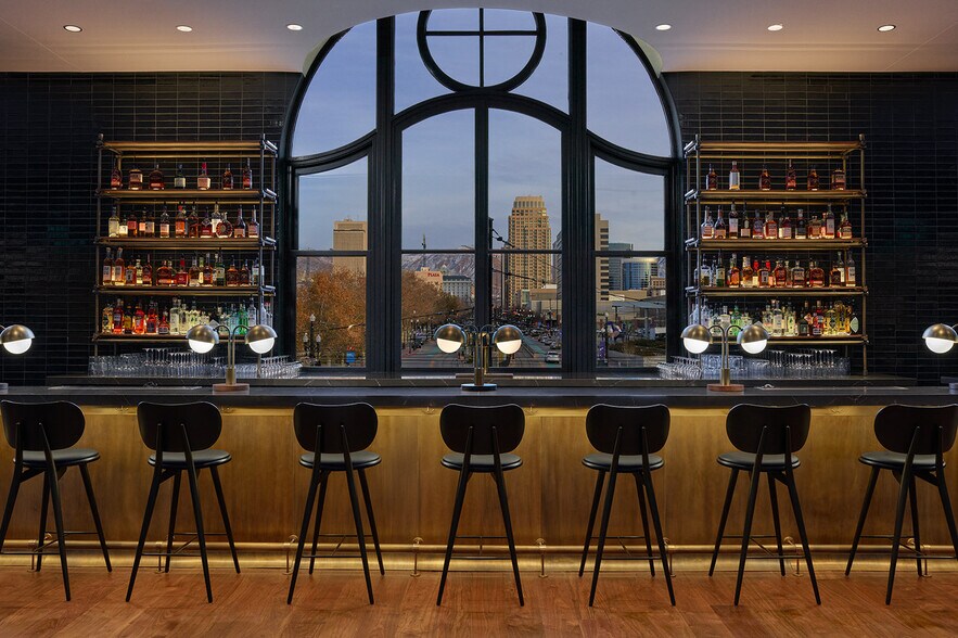 More Photos Of 2 South 400 West, Salt Lake City Hotel For Sale