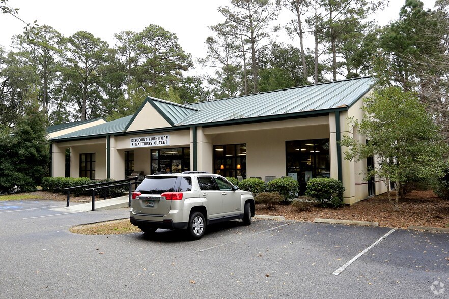 Primary Photo Of 1504 Fording Island Rd, Bluffton Freestanding For Lease
