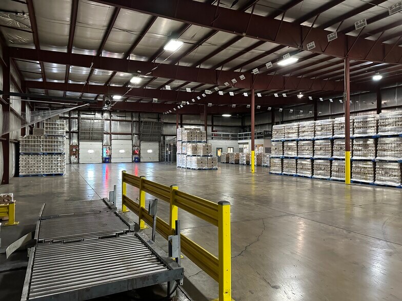 More Photos Of 530 E Wisconsin St, Seymour Township Food Processing For Sale