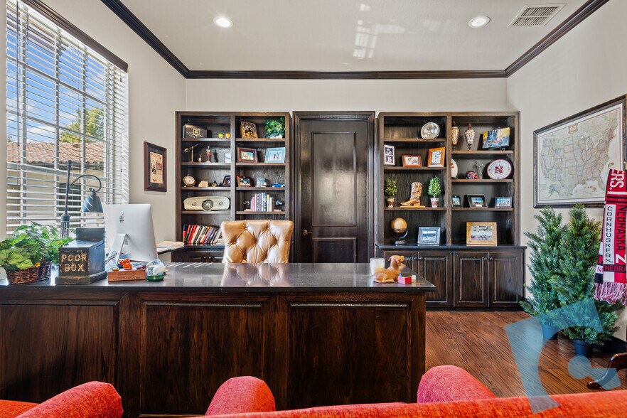 More Photos Of 23 Mission Ln, Colleyville Office For Sale