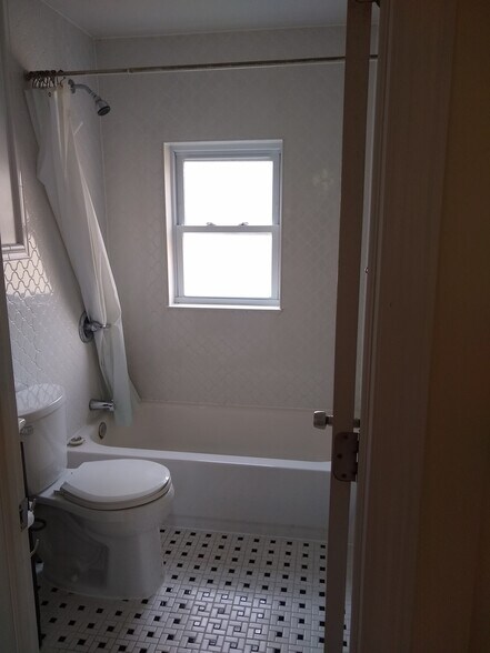 More Photos Of 382 2nd St, Jersey City Storefront Retail Residential For Sale