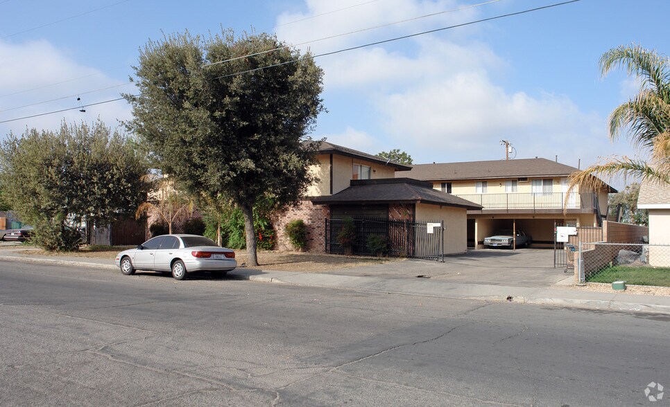 Primary Photo Of 165 N Hamilton Ave, Hemet Multifamily For Sale