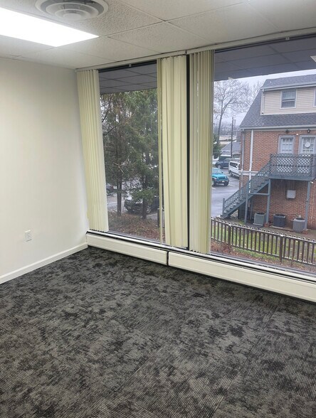 More Photos Of 111 Northfield Ave, West Orange Office For Lease