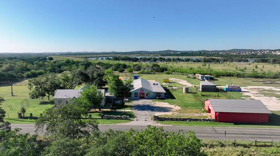 More Photos Of 11 Upper Cibolo Creek Rd, Boerne Restaurant For Sale
