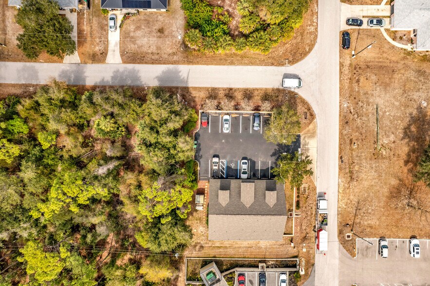 More Photos Of 17245 Bonnie Ave, Port Charlotte Office For Sale