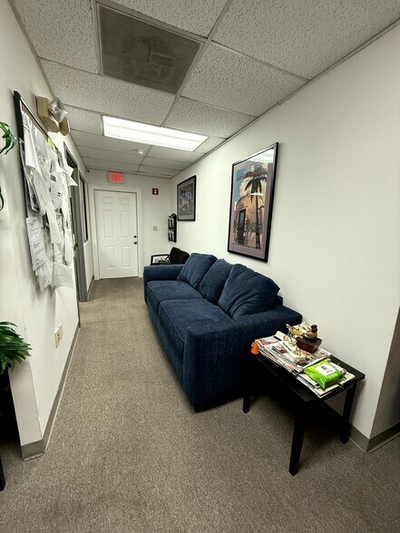 More Photos Of 4770 Biscayne Blvd, Miami Office For Sale