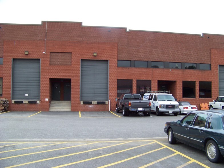 More Photos Of 8245 Backlick Rd, Lorton Showroom For Lease