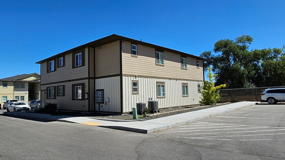 More Photos Of 509-523 Rose St N, Twin Falls Apartments For Sale