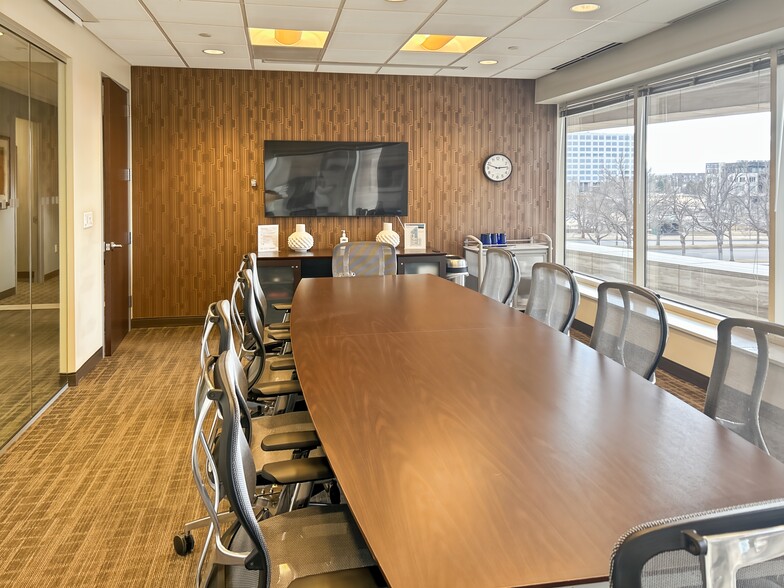 More Photos Of 6312 S Fiddlers Green Cir, Greenwood Village Coworking Space