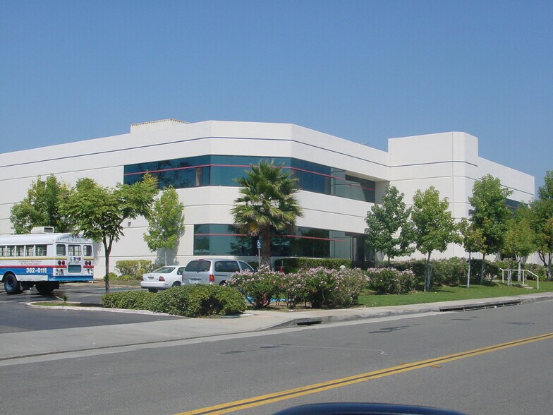 More Photos Of 23031 Arroyo Vista, Rancho Santa Margarita Manufacturing For Lease