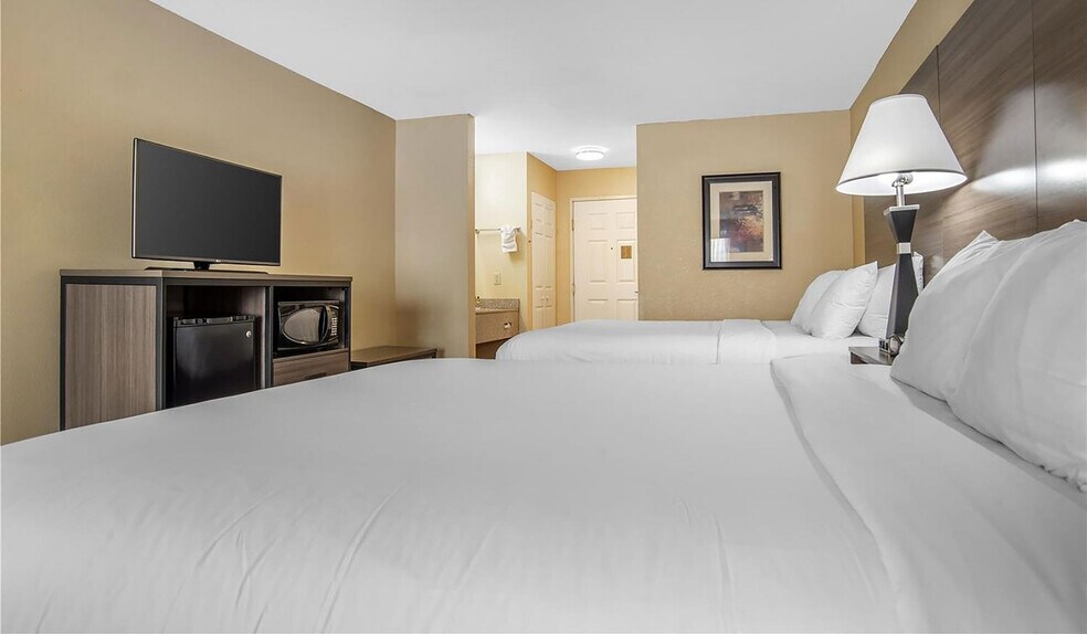 More Photos Of 5041 Academy Ln, Bessemer Hotel For Sale
