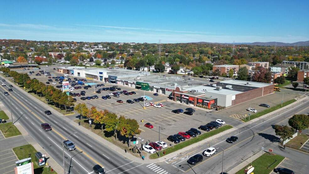 Primary Photo Of 9550 Boul De L'ormière, Québec General Retail For Lease