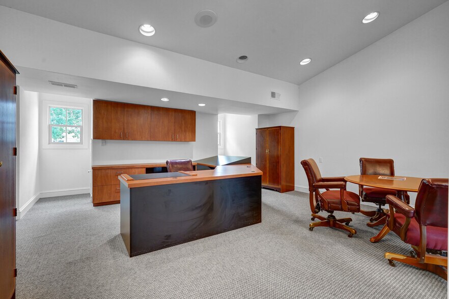More Photos Of 1142-1148 Walker Rd, Great Falls Medical For Sale