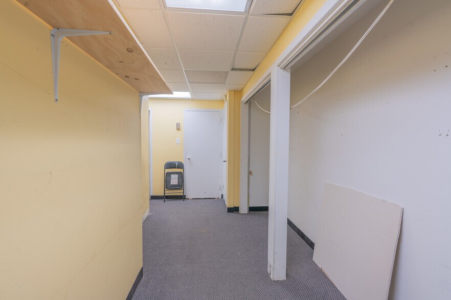 More Photos Of 1717 S Broad St, Philadelphia Storefront For Lease