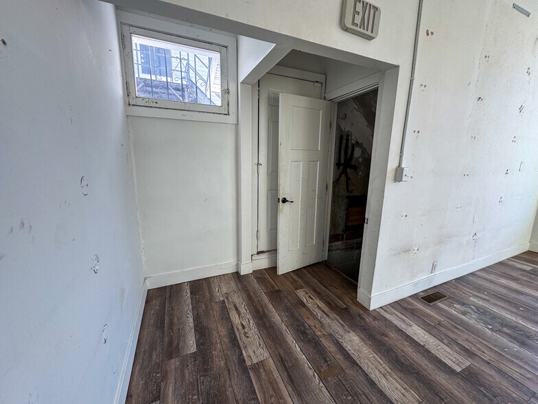 More Photos Of 1220-1222 Parsons Ave, Columbus Storefront Retail Residential For Sale