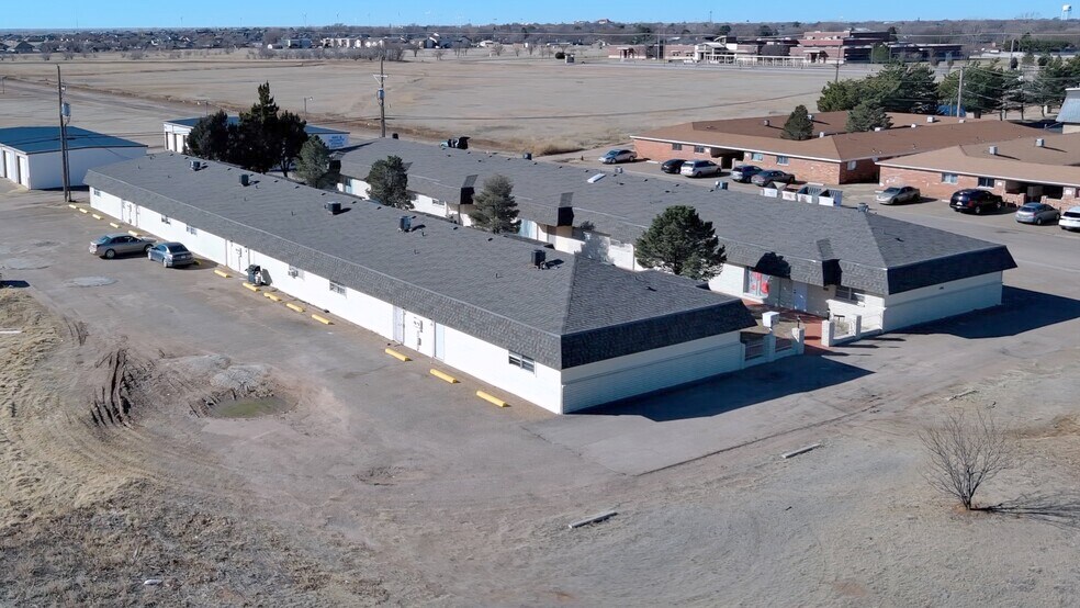 More Photos Of 1725 E 1st St, Dumas Multifamily For Sale