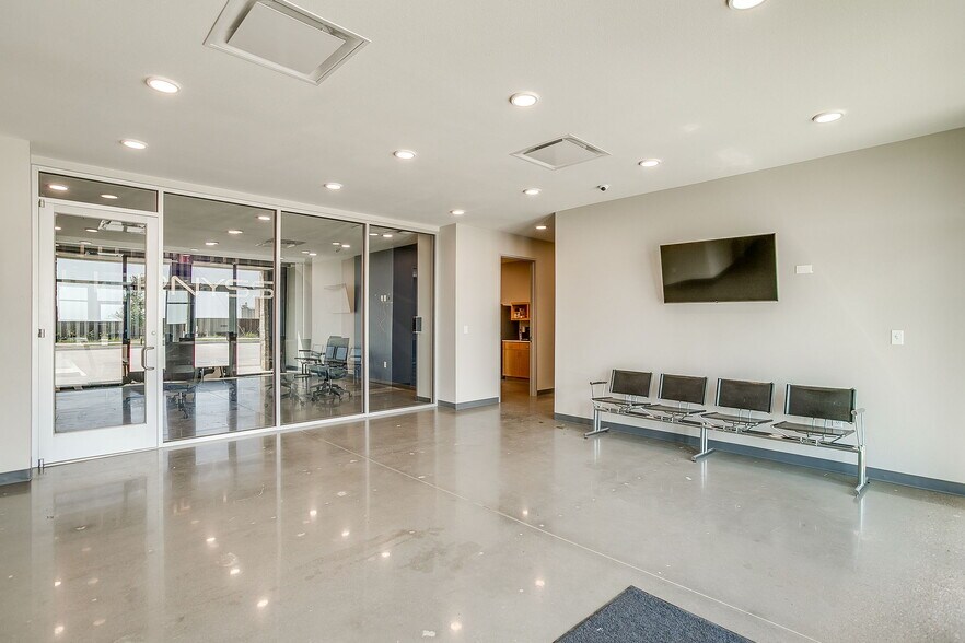 More Photos Of 1510 Markum Ranch Rd, Fort Worth Warehouse For Lease