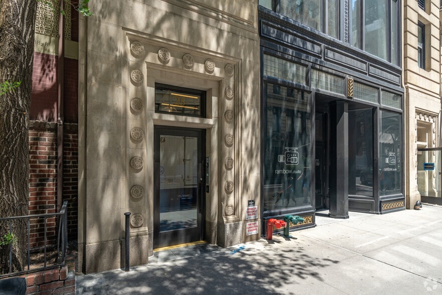 More Photos Of 25 E 21st St, New York Apartments For Sale