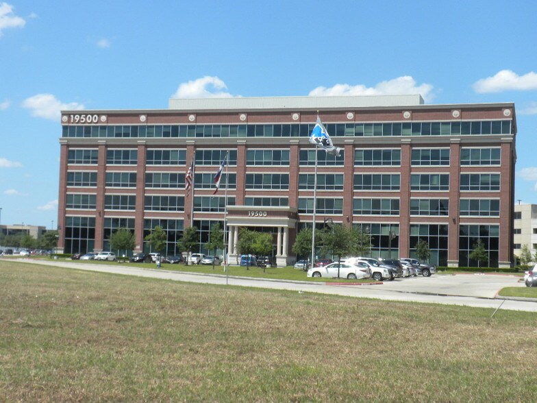 More Photos Of 19500 State Highway 249, Houston Office For Lease