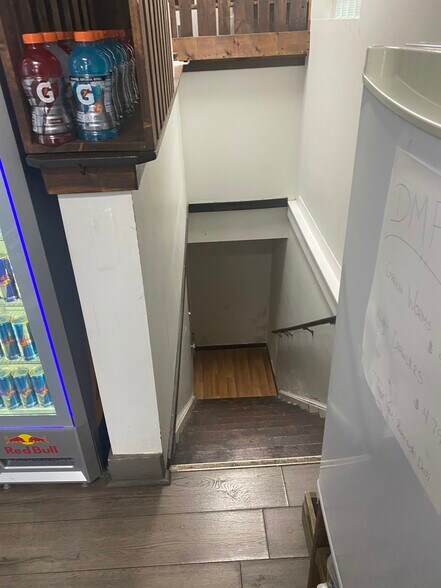 More Photos Of 145 Riley St, Dundee Storefront Retail Office For Sale